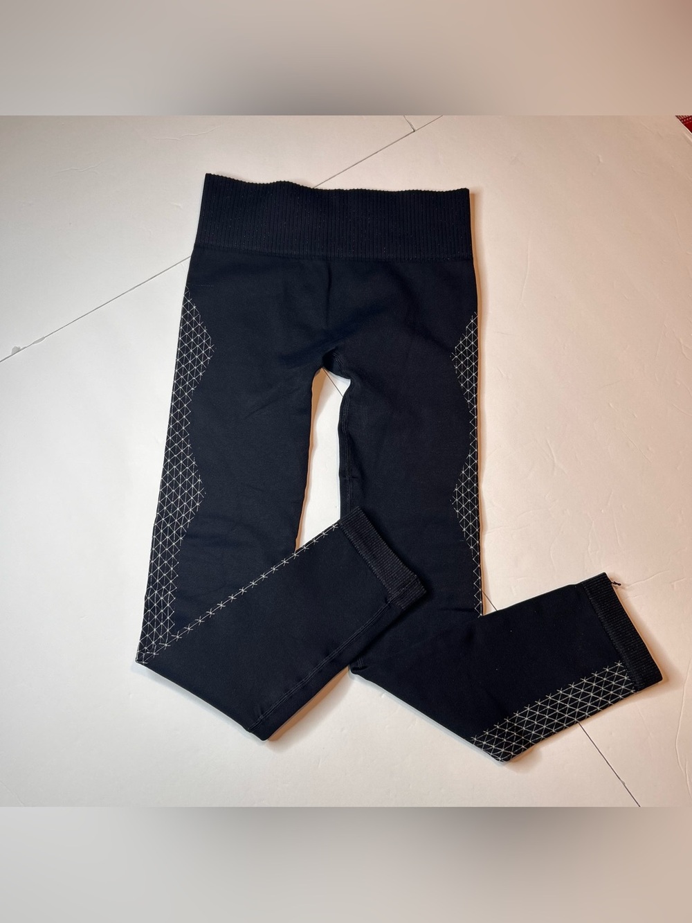 NUX Black Seam-Detail Leggings Stretch Size S